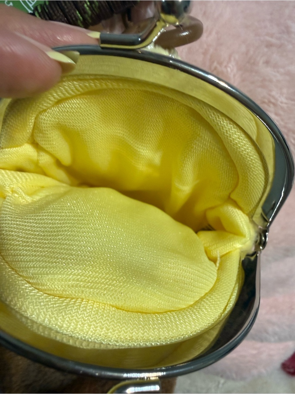 ๐ NWT Miniso Pompompurin Plush Coin Purse Keychain - Picture 2 of 3
